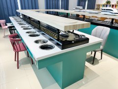2026年求靠谱的旋转火锅设备工厂推荐